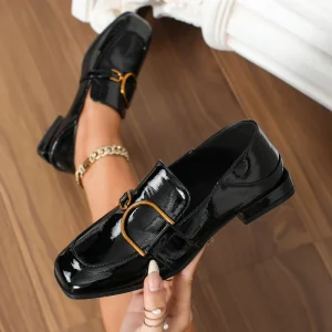 Hot Selling Women’s Loafers Casual Versatile Metal Buckle Thick Soled Work Shoes Low Heeled Small Leather Shoes