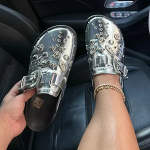 INS European American New Style Retro Closed Toe Half Slip Women’s Shoes Thick Soled Rivet Strap Flat Mules