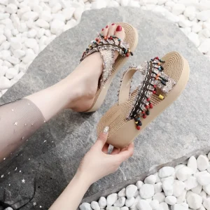 Ins Style Women’s Platform Slippers High heeled Women’s Sandals for Outer Wear New Beach Shoes
