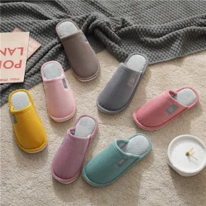Japanese Style Winter Slippers for Men Women Anti-Static Indoor Home Use Soft Lightweight Closed Toe Anti-Slip Floor Design