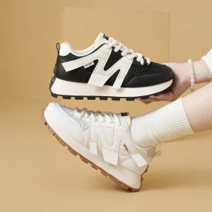 Korean Stylish Agan Shoes Lightweight Running Sports Shoes Women’s Thick Sole Walking Casual Sneaker for Women