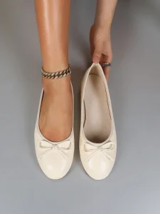 Ladies’ White Bow Ballet Flats Soft Leather Non-slip Flat Shoes Casual Office Work Daily Wear Slip on Ballerina Shoes