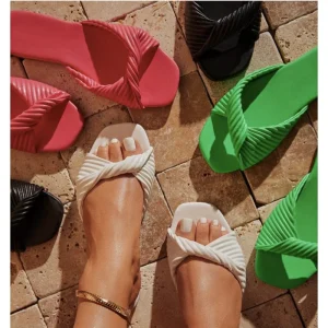 Ladies beach indoor outdoor wear slippers plus size flat sandal shoes casual stylish beach sandals women’s slippers