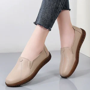 Large All-Season Women’s Flat Loafers Slip-On Casual Shoes for Summer Spring and Autumn for Moms