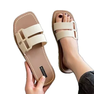 Large Size Square Headed Breathable Anti Slippery Soft Summer Flat Casual Beach Sandals for Women