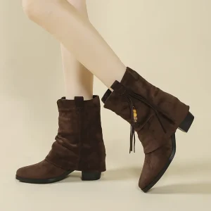 Large-sized Pointed-toe Women’s Tassel Walking Boots for Autumn Winter