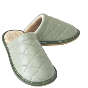 Latest Design Autumn Winter Thermal Anti Slip Lighted Cushioning Warm Closed Toe Women’s Flannel Lined for Home Bedroom