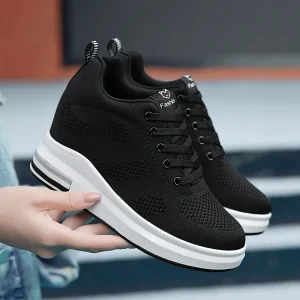 Latest Design Women’s Casual Sneakers with Lace Up Closure Soft Thick Soled Travel Shoes Anti slippery Walking Style Sneakers