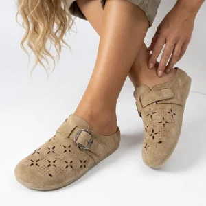 Latest Fashion Women’s Flat Shoes High Beauty Soft Sole Comfortable Walking Shoes Suitable for Outings and Shopping