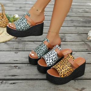 Leopard Print European and American Sponge Wedge Slippers for Women Thick soled Flip flops 34-43