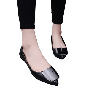 Lightweight Design Popular Anti-Slip Pointed Walking Shoes Casual Work Fashionable Travel Women’s Low Heeled Shoes