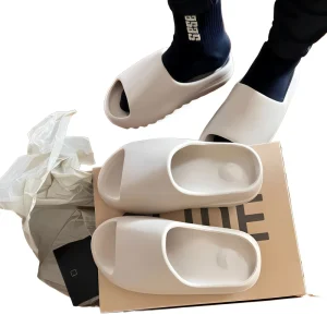Lightweight Fashion Trend Summer Spring Thick Cushioned Soft Anti-Slippery EVA Open Toe Flip Flops for Unisex
