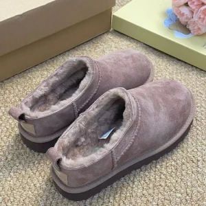 Luxury Designer Women Uggs Snow Boots Comfortable and Warm Cotton Boots Anti slip and Lace up Famous Brand Women Boots