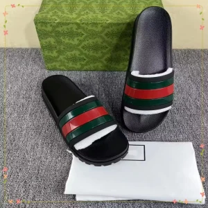 Luxury Slippers Designer Women’s Hollow Sandals Women’s Slippers Beach Sandals Women’s Thick Bottom Slippers
