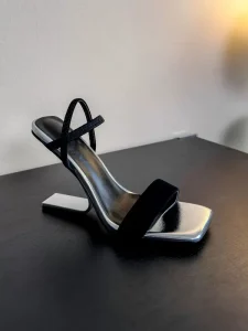 Manufacturer Custom Elegant Lady Summer French Vintage Style Special Shaped Heel Shoes Square Toe Slide Women’s Heels Sandals