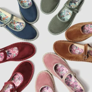 Manufacturer High Quality Custom Ladies Retro Style Round Toe Velvet Mary Jane Shoes Comfortable Casual Women’s Shoes Flat Shoes