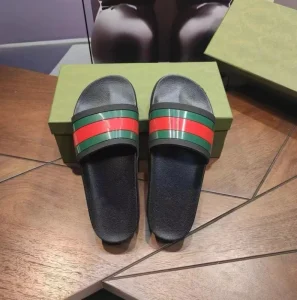 Men’s Slippers Women’s Designer Luxury Slides Fashion Waterproof Custom Plastic Female Slipper Sandals