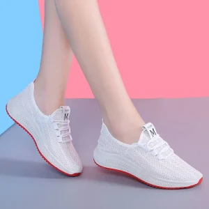 New Breathable Classic Fashion Trend Women’s Sports Shoes Lace Up Waterproof Tennis Shoes
