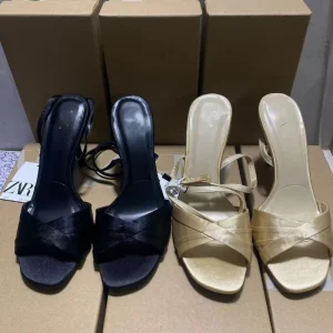 New Design High Quality Summer Fashion Versatile Women’s High Heel Sandals Daily Work Sandals