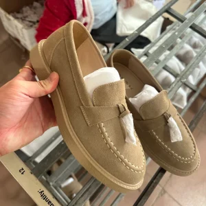 New High Quality Custom Women’s Suede Loafers Comfortable Flat Shoes Moccasins Women’s Shoes