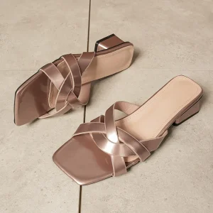 New Square-Toe Patent Leather Light Weight Fashion Design Sandals for Women Summer Cross-Strap Open-Toe Strappy Sheepskin