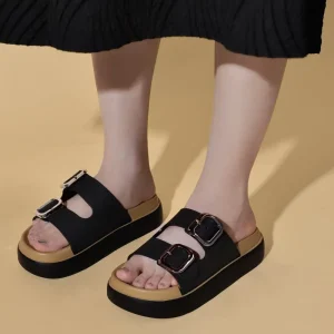 New Summer Flat and Breathable Women’s Sandals