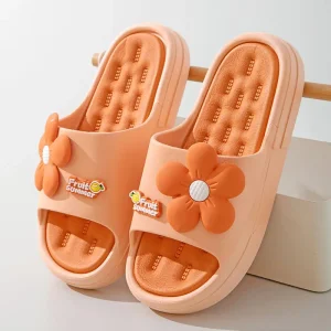 New Summer Sandals and Slippers Women’s Outer Wear Casual Flower Thick Bottom Non Slip Indoor Bathroom Bath Odor Proof
