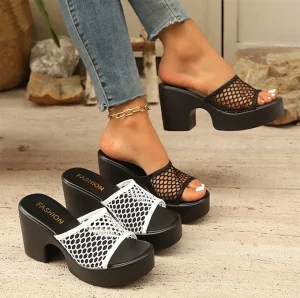 New Trendy Fancy Open Toe Outdoor Mesh Upper Women’s Block Heels Design High Heel Slippers with Large Size for Ladies