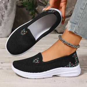 New Trendy Women’s Athletic Casual Shoes Ultra Light Breathable Mesh Design