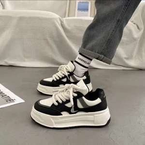 New Versatile Casual Retro Niche Thick Sole Board Shoes for Women’s Versatile Sports Small White Shoes