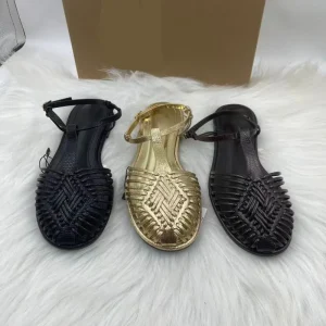 New Women’s Shoes Golden Flat Bottomed Round Toe Fashionable Women’s Sandals
