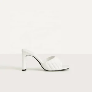 OEM Factory High Quality Ladies Mules Heeled Quilted White Women Sliders Shoes