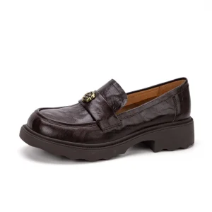 OEM ODM Classic Handmade Walking Style Slip on Soft Leather Chunky Loafers for Women Moccasin Office Loafers Shoe in Black Brown