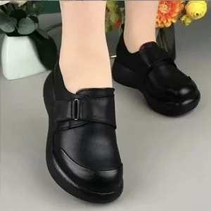Outdoor Fashion Trend Ladies Flat Nude Leather Shoes High Quality Causal Moccasin Shoes for Women