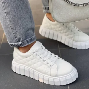 Outdoor Leisure Women Sneakers Big Size Anti-slippery Women’s Casual Shoes Breathable Lace-up Soft Sole Walking Style Shoes
