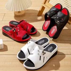 PVC Casual Women’s Slides for Slippers Fashion Trend Sandals for Summer Beach Good Quality Comfort Popular Slip Resistant