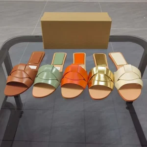 QuiteS New Flat Slippers Round Head Open Toe Beach Sandals Summer Outdoor Elegant Plus Size Flat Sandals Women Slippers