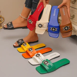 Red Square Head Ladies Slippers Metal Buckle Retro Fashion Flip Flops Slippers Flat Sandals Women’s Sandals
