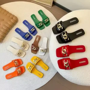Red Square Head Ladies Slippers Metal Buckle Retro Fashion Flip Flops Slippers Flat Sandals Women’s Sandals