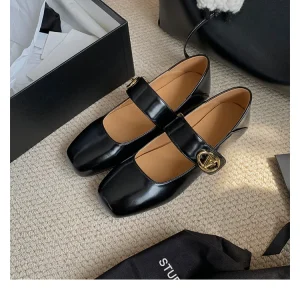 Retro Single Flat Women’s Scoop Leather Shoes Square Toe Strap for Velcro Mary Jane Design Shallow Mouth Solid for Summer Autumn