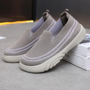 Size 35-42 Breathable Light Weight Mesh Women’s Casual Sneakers Spring Summer Walk Anti slippery Slip on Flats