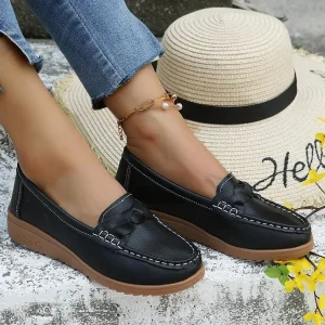 Slip-on Loafers Solid Color Women’s Casual Shoes Microfiber Mother Shoes Shallow Mouth Adults Ladies Flats Wear-resistant Trend