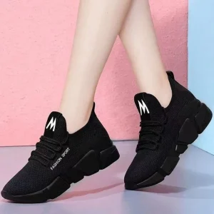 Sneakers New Breathable Anti Slip Casual Korean Style Slip-On Mesh Women’s Sneakers for Running