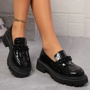 Soft soled Women’s Loafers Commuting Casual One foot Wear Lazy Shoes and Women’s Shoes