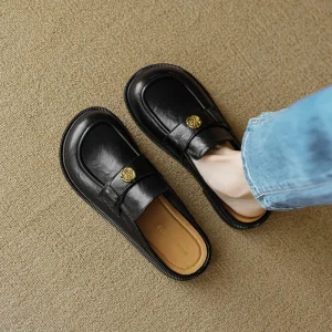 Spring Women’s Flat Slippers British Style Black Metal Decoration Ladies Casual Mules Work and Outdoor Wear Large Size 41-43