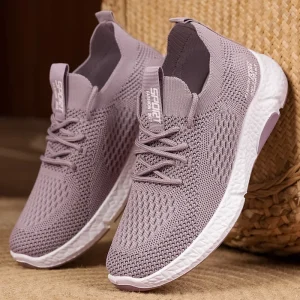 Spring and Autumn New Versatile Women’s Sports Running Shoes Simple and Comfortable Soft Soled Running Shoes