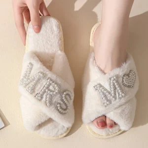 Stock New Design Customized Mother’s Day Wedding Gifts Cross Band Memory Foam House Open Toe Women’s Fuzzy Slippers for Bulk
