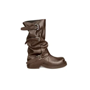 Stylish high-heeled women’s riding boots for autumn and winter