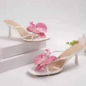 Summer Fashion Square Toe Chic Wedding Sandals 3D Flower Pu Leather Thin High Heel Women’s White Heels Shoe