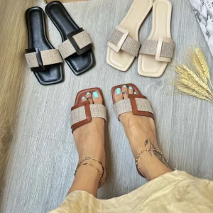 Summer Flat Square Women’s Designer Slippers Beach Outdoor Ladies Sandals Color Matching Soft Rubber Luxury Slippers for Women